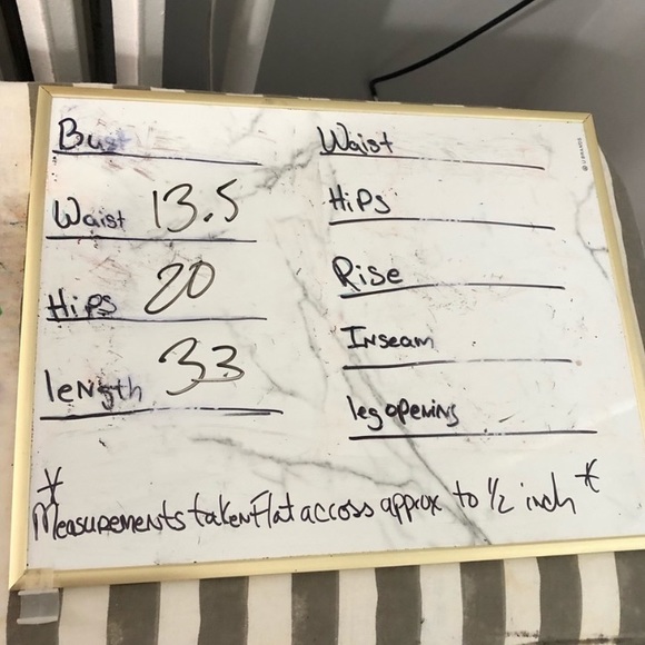 FashionNova// floral dress size small - Picture 9 of 9